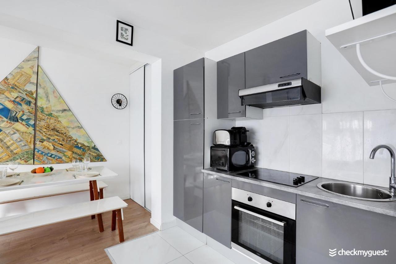 Cmg Sacre Coeur Eugene Carriere Appartement Parijs